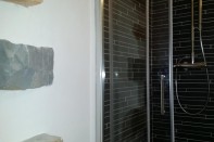Prenova kopalnice, Obala